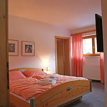 Hornspitz Family 4*